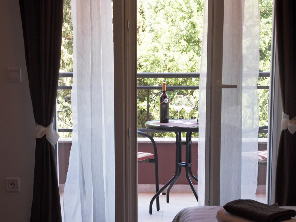 Apartments Gvozdenovic Χέρτσεγκ Νόβι Εξωτερικό φωτογραφία