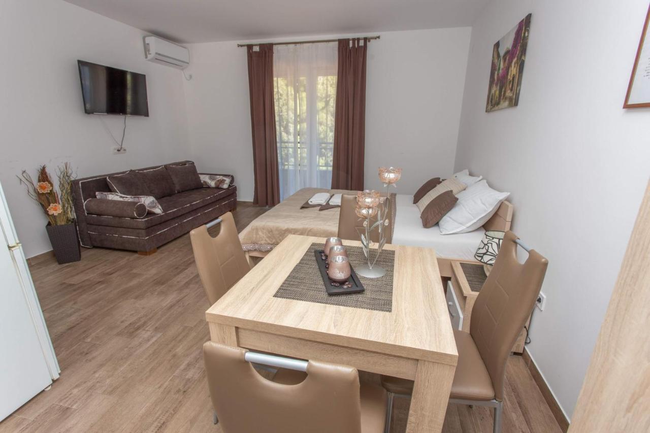 Apartments Gvozdenovic Χέρτσεγκ Νόβι Εξωτερικό φωτογραφία