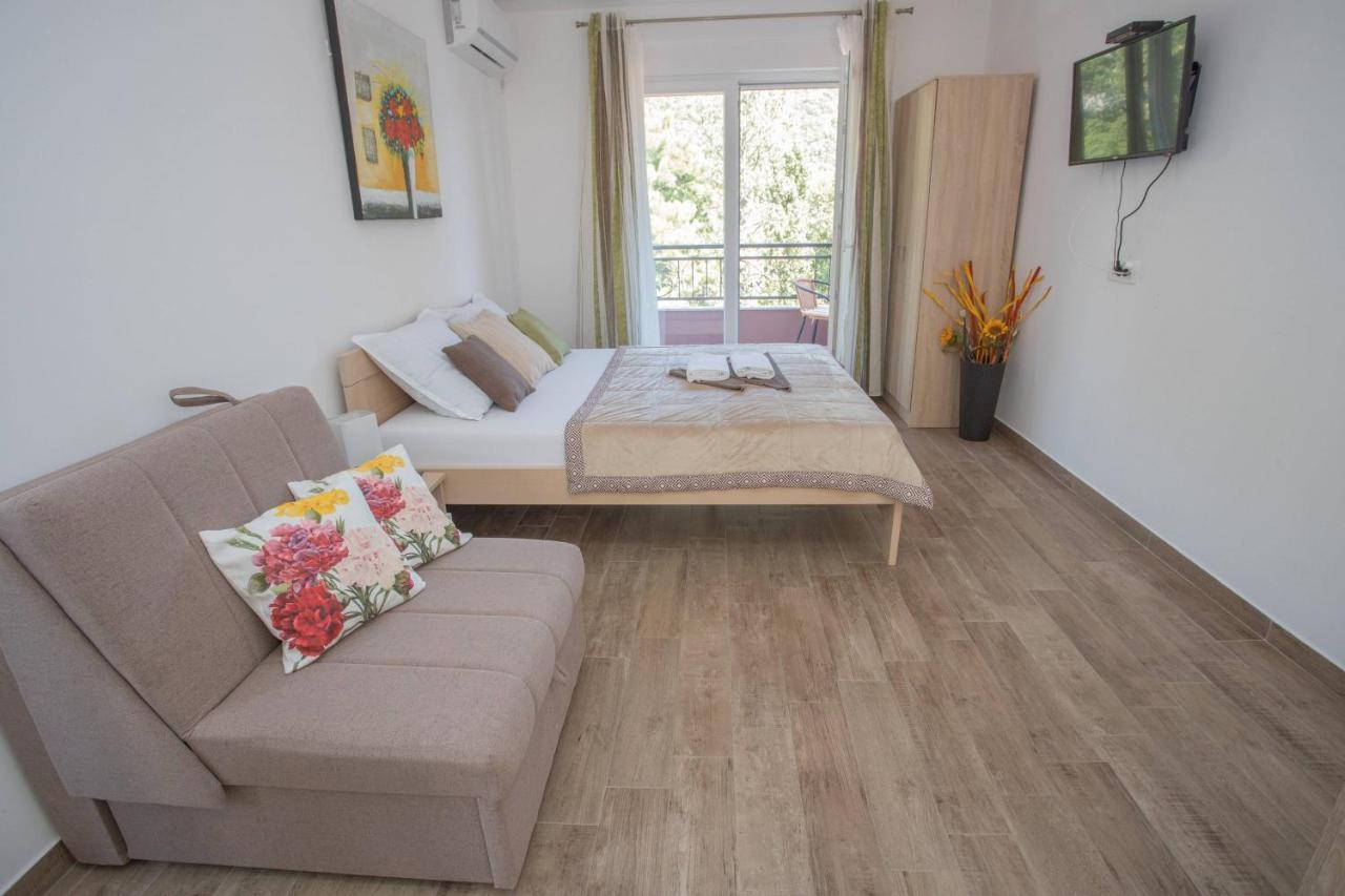 Apartments Gvozdenovic Χέρτσεγκ Νόβι Εξωτερικό φωτογραφία