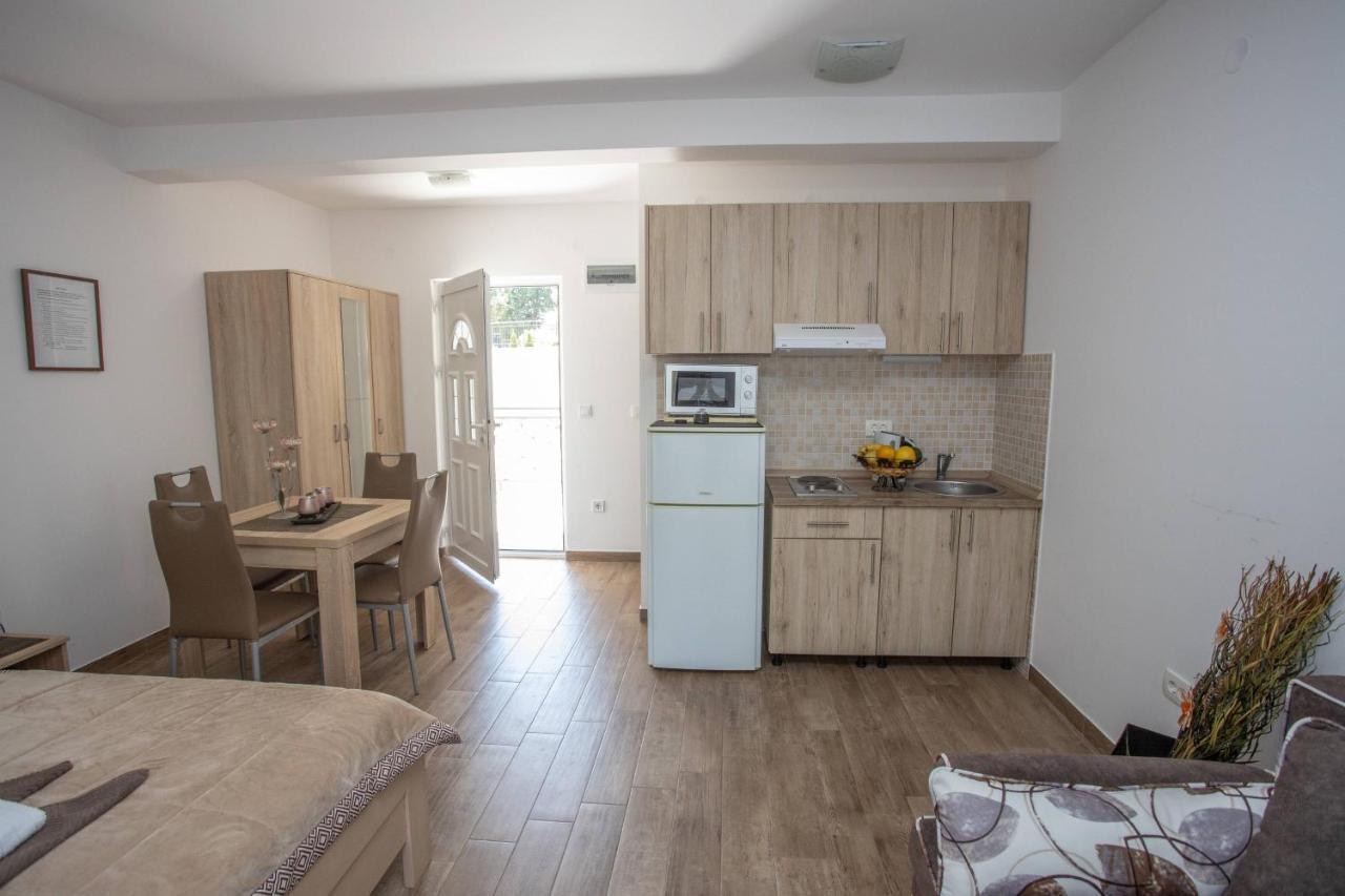 Apartments Gvozdenovic Χέρτσεγκ Νόβι Εξωτερικό φωτογραφία